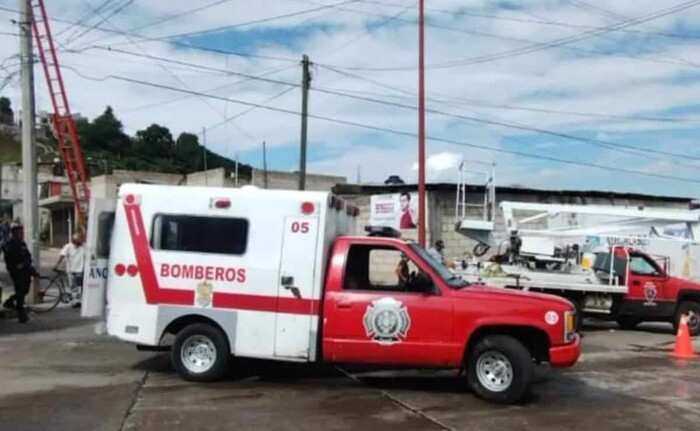 #Michoacán | Hombre muere electrocutado y su compañero queda herido, en Zitácuaro