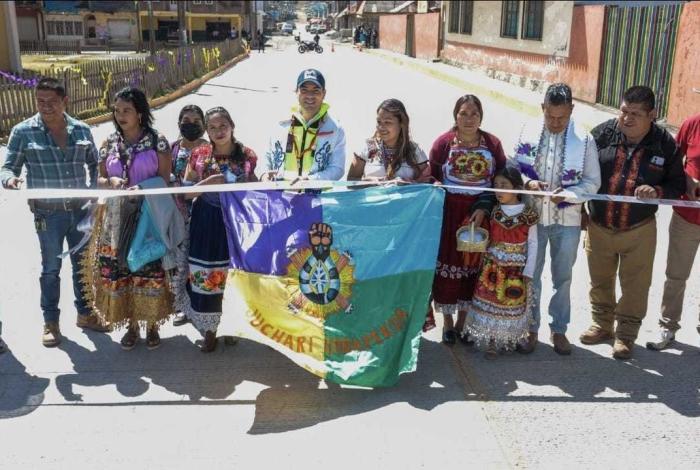 Michoacán invierte más de mil mdp en infraestructura para autogobiernos: SCOP