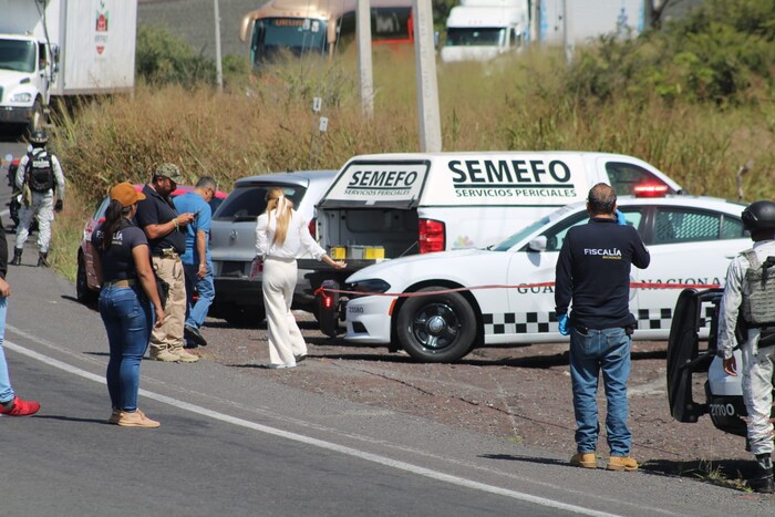 #Michoacán | Localizan cadáver calcinado de una mujer en el Libramiento de Zamora