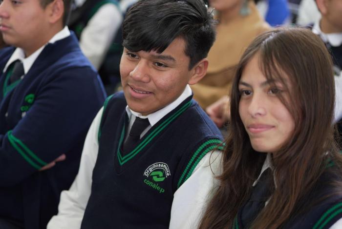 Michoacán, primer estado del país que dotará Internet gratuito a estudiantes de prepa y universidad: Iemsysem