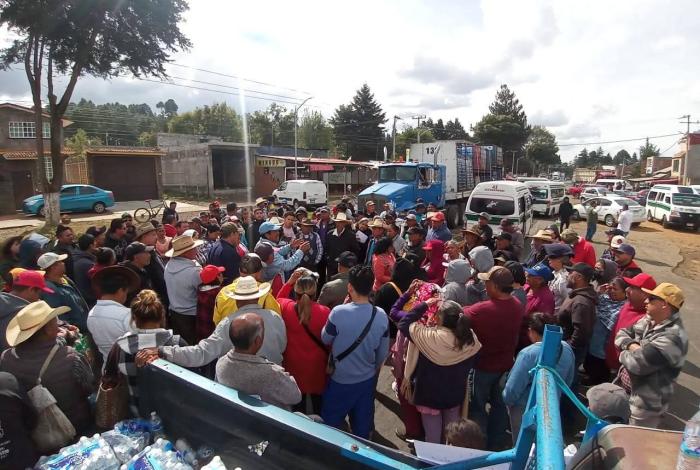 Michoacán registra cinco bloqueos carreteros, este miércoles