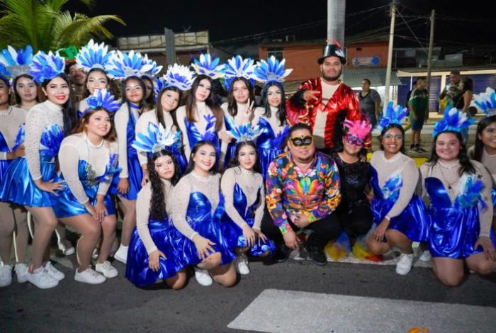 Miles de Personas Disfrutan Desfile de la Expo Fiesta Lázaro Cárdenas 2026