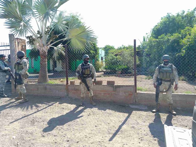 Militares aseguran taller de explosivos, en el Mirador