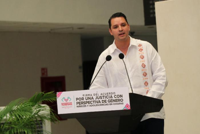 Ministro electo Arístides Guerrero sufre accidente vehicular y es intervenido