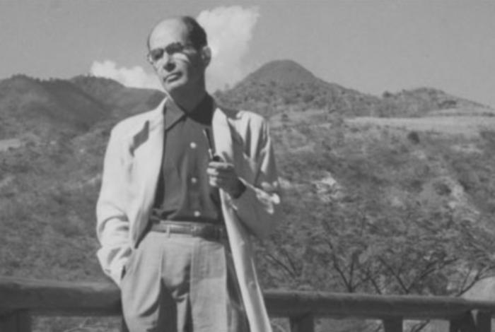 Morelia, Colegio de San Nicolás y exilio: Eduardo Nicol en 1942