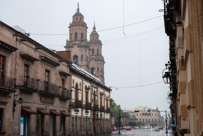 Morelia despertó entre la lluvia, ¿cómo será el clima en el estado?