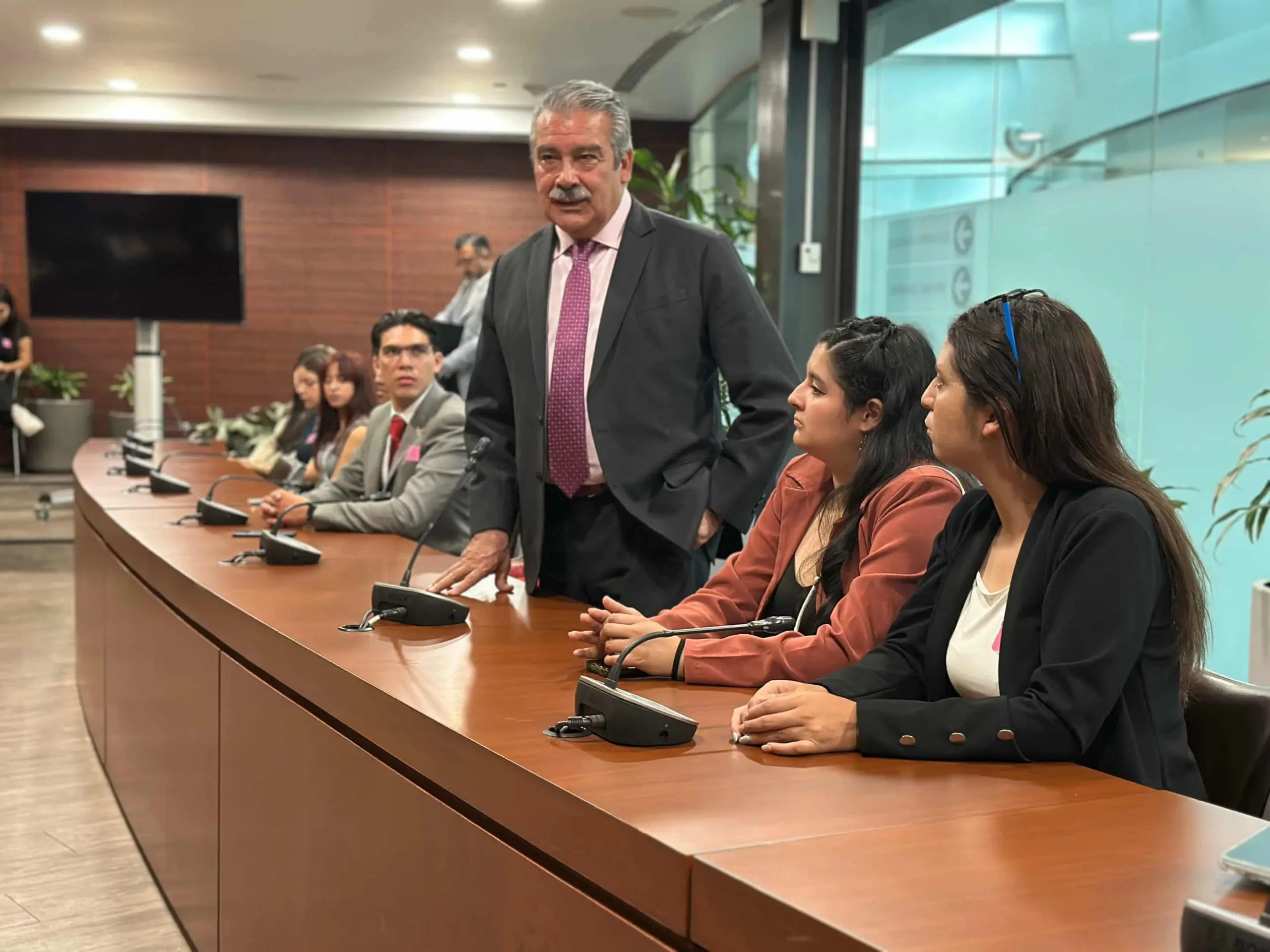 Morón, firme en la cima por la candidatura de Morena