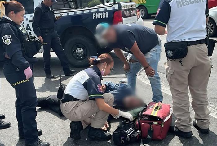 Motociclista de la tercera edad resulta herido tras derrapar en la Morelos Norte de Morelia