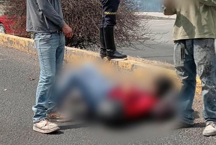 Motociclista derrapa en la avenida Madero Poniente de Morelia