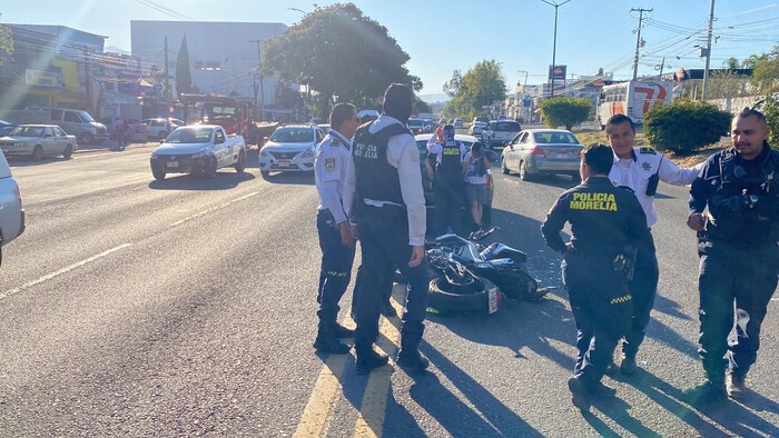 Motociclista lesionado tras chocar contra auto