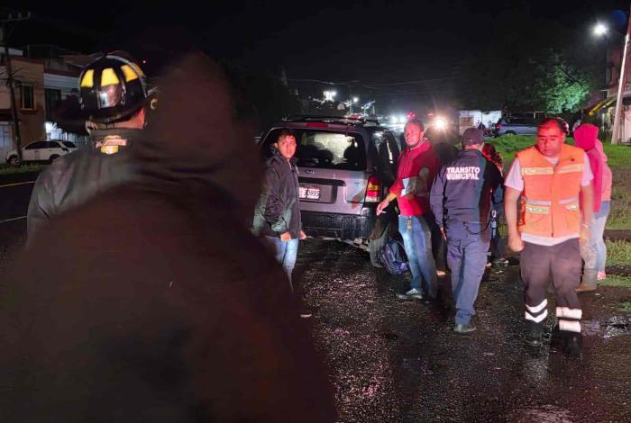 Motociclista queda herido al derrapar su unidad en Tarímbaro