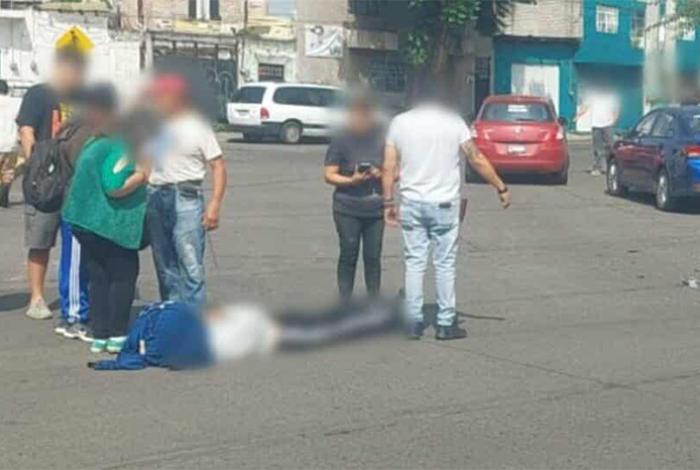 Motociclista resulta herido tras chocar contra auto en la avenida Solidaridad de Morelia