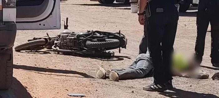 Motociclista sufre accidente en el libramiento de Morelia; lo reportan grave