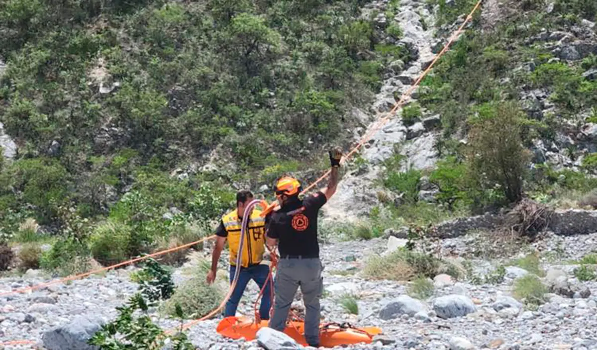 Muere excursionista en Nuevo León; cuerpo fue recuperado vía helicóptero