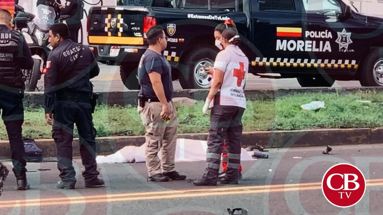 Muere motociclista que atropelló a peatón en Morelia