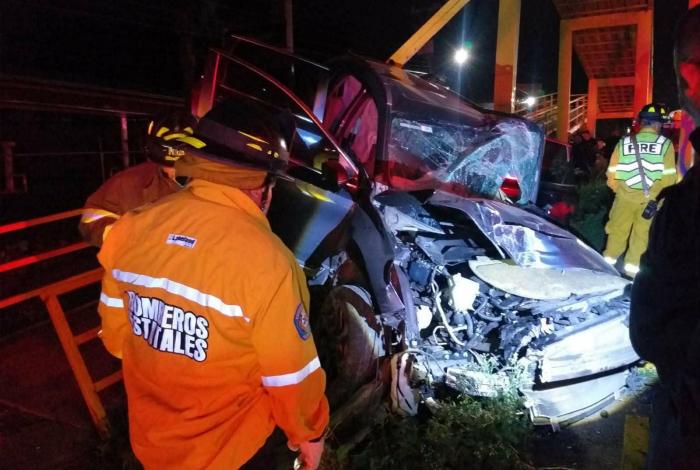 Muere una persona en accidente vehicular sobre la Morelia-Salamanca