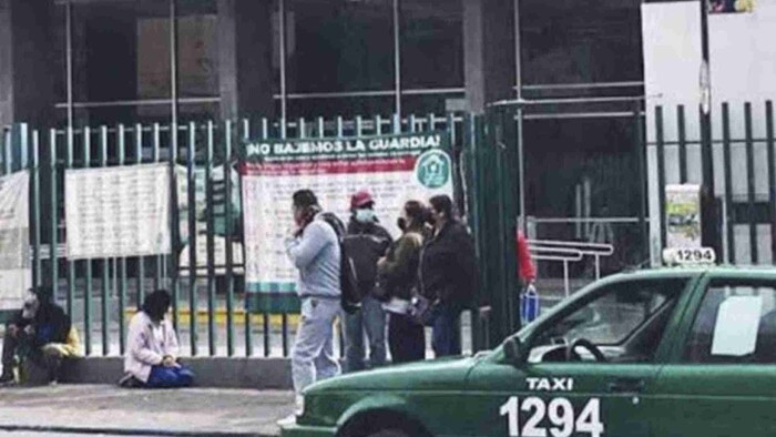 Mujer da a luz en los baños del hospital tras esperar 4 horas a ser atendida en San Luis Potosí