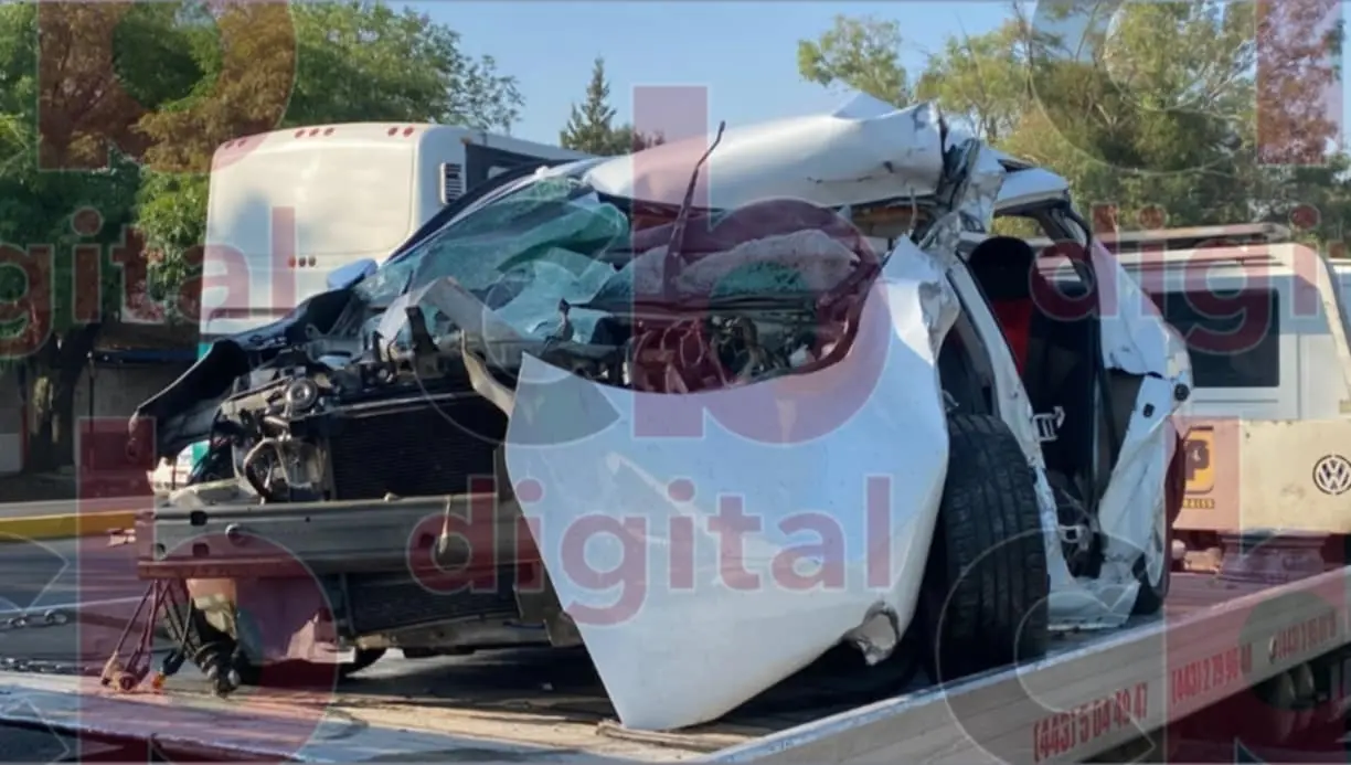 Mujer muere en el hospital tras choque en la salida a Pátzcuaro