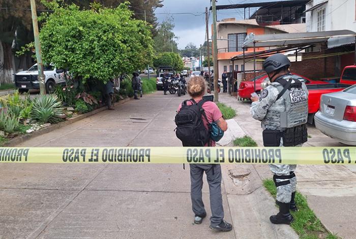 Mujer queda herida tras ataque a balazos al norte de Uruapan