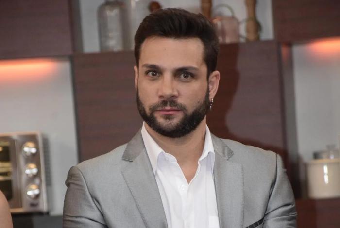 Nicola Porcella enfrenta intento de difamación