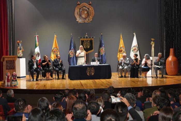 Nicolaitas ejemplares reciben Presea ‘Vasco de Quiroga’