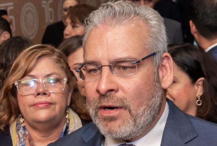 No descarta Bedolla desaparición de policías municipales; serían sustituidas por la GN