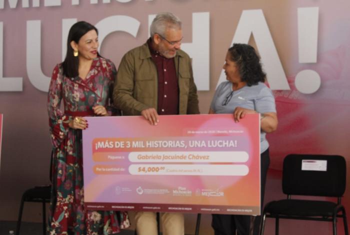 “No están solas”, alcanza Bedolla meta histórica de 3 mil mujeres apoyadas en su lucha contra el cáncer