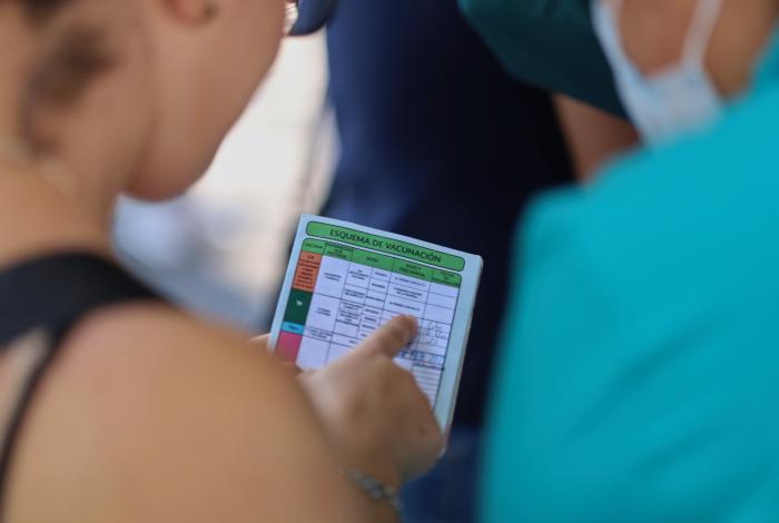 ¿No estás seguro de que te vacunaron de bebé y tienes hasta 49 años?, ponte la del sarampión