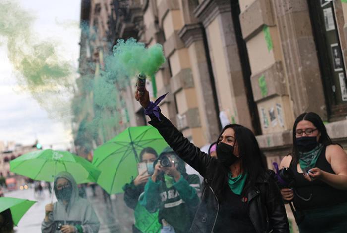 'No somos prioridad, somos votos', critican feministas salida de Citlali Hernández de la Secretaría de Mujeres