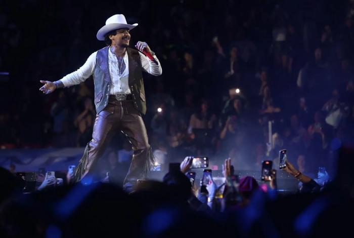 Nodal confirma concierto en Morelia pese a polémica por señalamientos de violencia vicaria