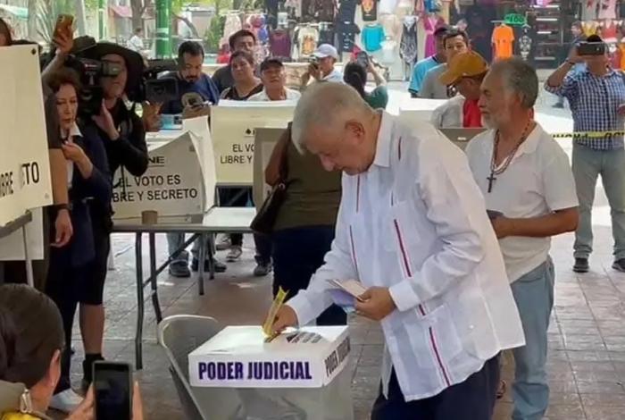 Nunca el pueblo había tenido este derecho a decidir: AMLO