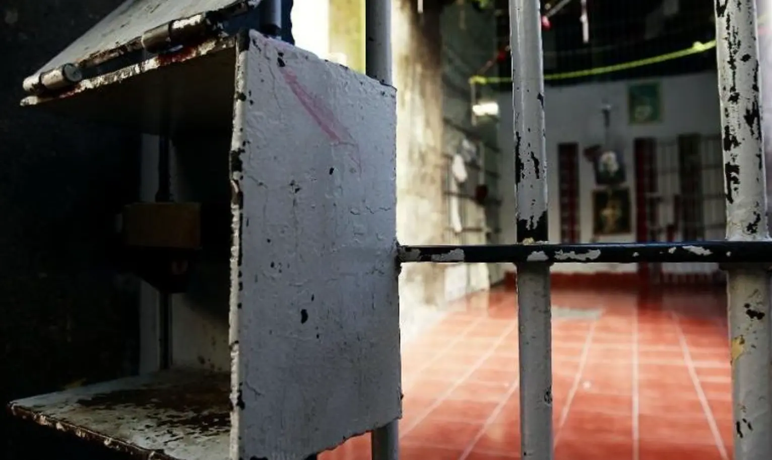 Ocho muertos y diez heridos deja motín en penal de Veracruz