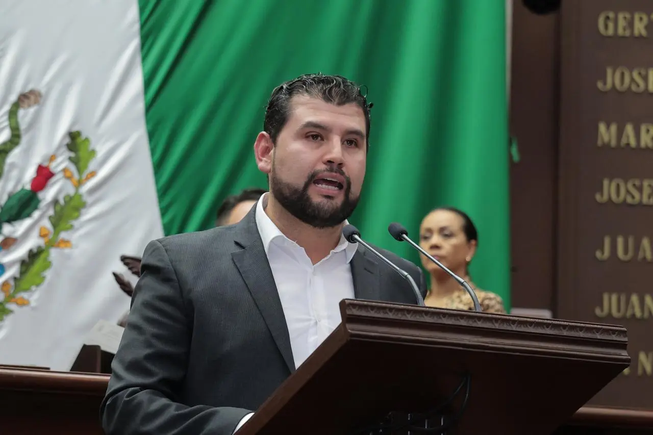 Octavio Ocampo llama a una transición responsable en la Fiscalía