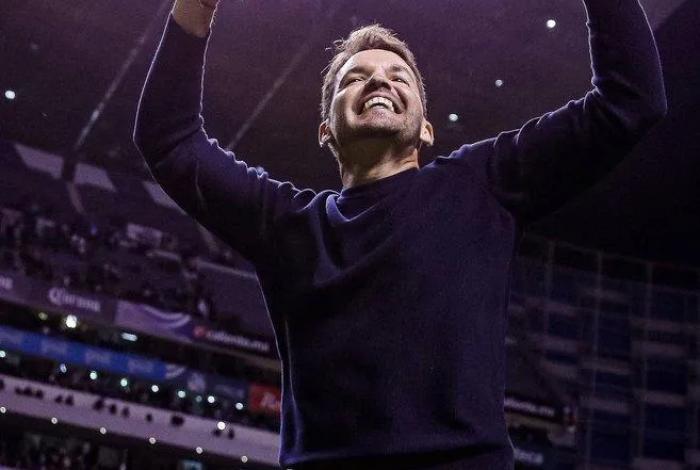 Oficial: Nicolás Larcamón se marcha del banquillo del Necaxa