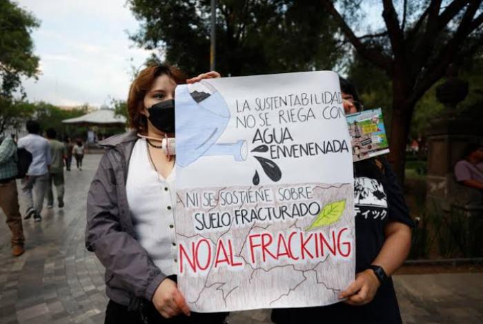 ONG rechazan la evaluación oficial del fracking y exigen su prohibición total en México