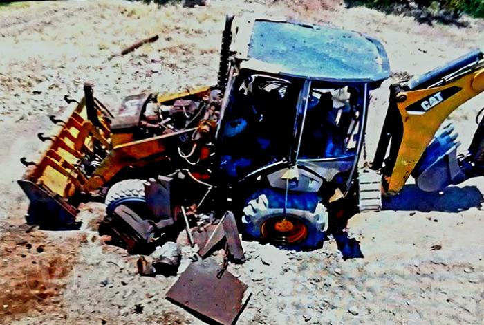 Operador de maquinaria pesada herido, tras estallido de explosivo improvisado en Apatzingán