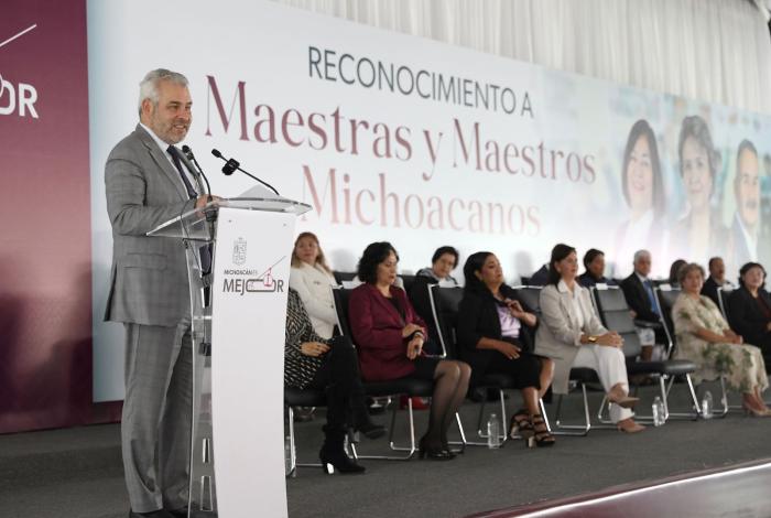 Orden en la educación, la mejor herencia para los michoacanos: Bedolla