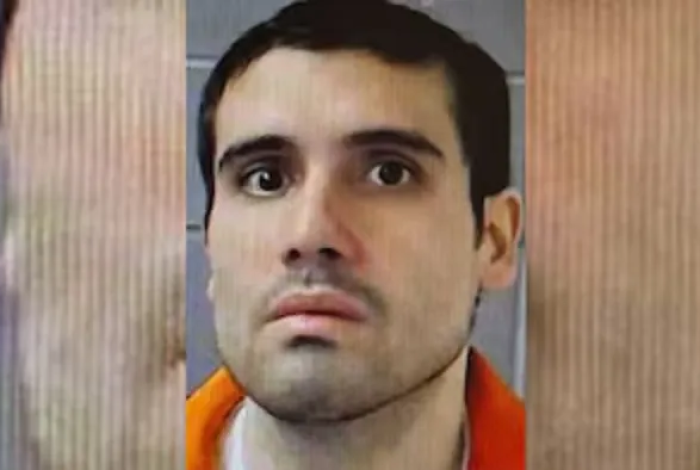 Ovidio Guzmán permanece encarcelado en EU, confirma gobierno de México