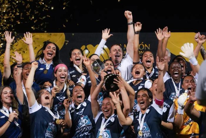 Pachuca logra su primer título de Campeón de Campeonas