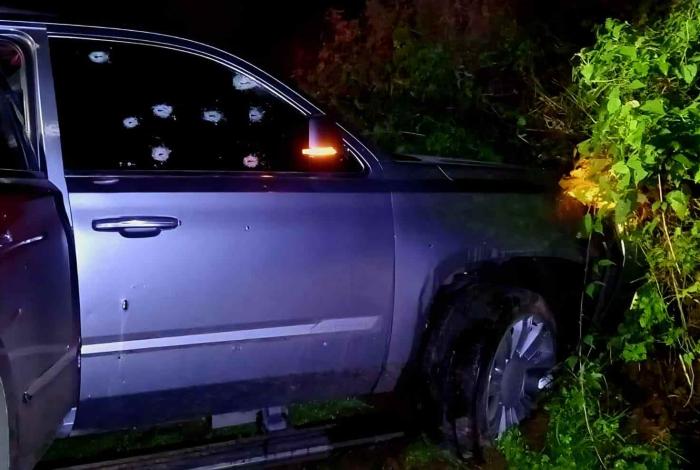 Pareja es asesinada a bordo de una Escalade, en Salvador Escalante