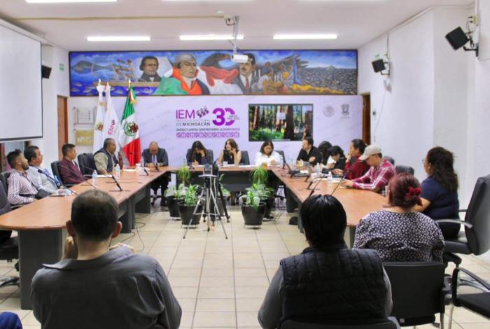 Participa Yankel Benítez en Comisión Electoral de atención a San Miguel del Monte