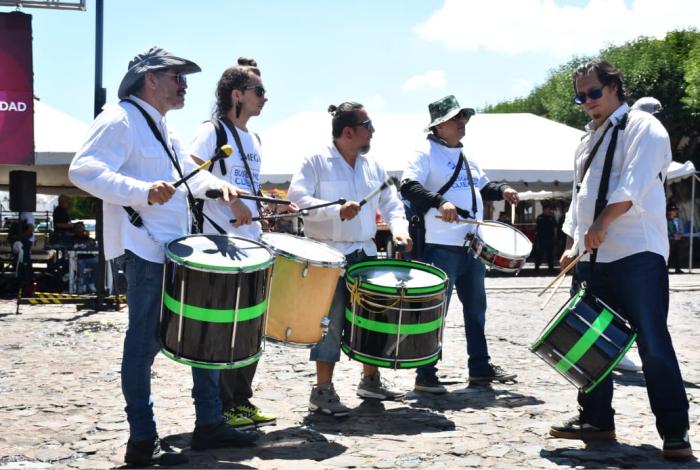 Pátzcuaro celebra 10 años del Cantoya Fest con una edición histórica