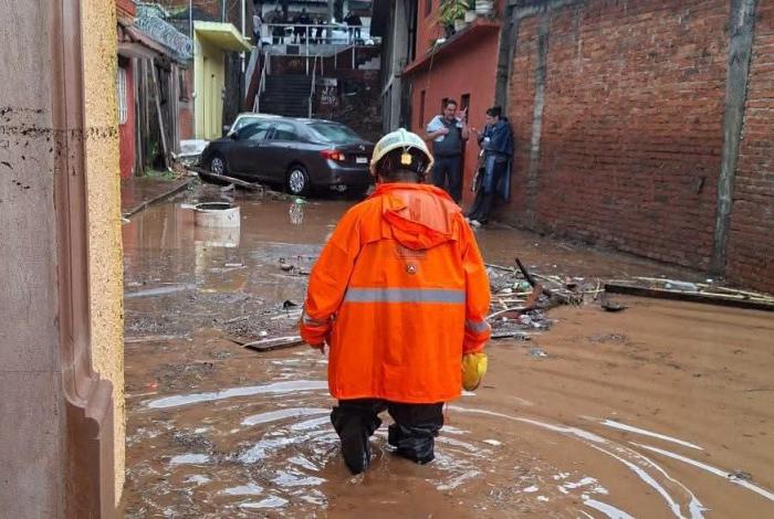 PC Estatal mantiene recorridos de atención por tromba en Pátzcuaro