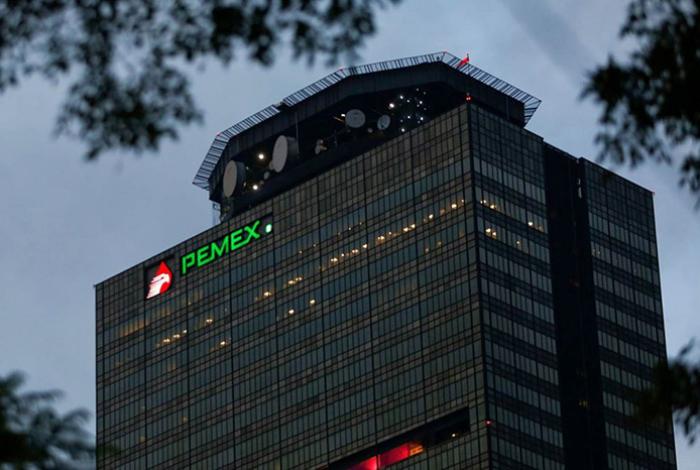Pemex debe más de 700 millones de dólares a Grupo Carso del magnate mexicano Carlos Slim