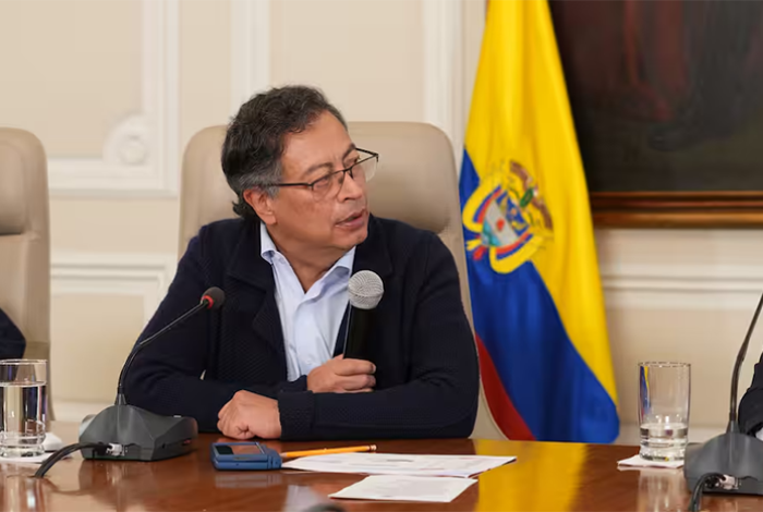 Petro conversa con Sheinbaum sobre Oriente Medio, la unión latinoamericana y la Celac