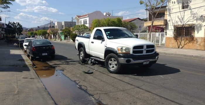 Pistoleros son atropellados tras balear a conductor de una camioneta en Tangancícuaro