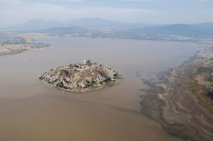 Plantarán 1.5 millones de árboles para salvar el lago de Pátzcuaro