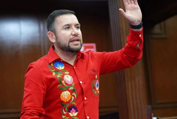 Pleno avala reforma presentada por Reyes Galindo la cual impulsa políticas públicas para prevenir sobrepeso y obesidad en el entorno laboral