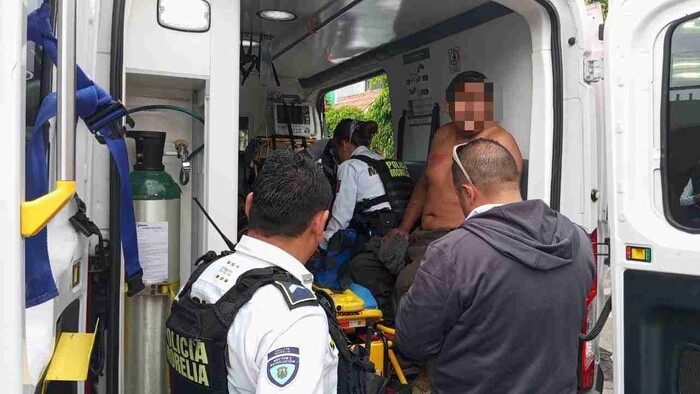 Policía Morelia atiende a lesionados tras accidente en la colonia El Mirador del Punhuato