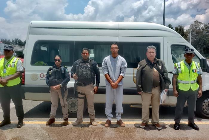 Policía Morelia colabora en detención y traslado de ciudadano estadounidense requerido por autoridades de E.U.